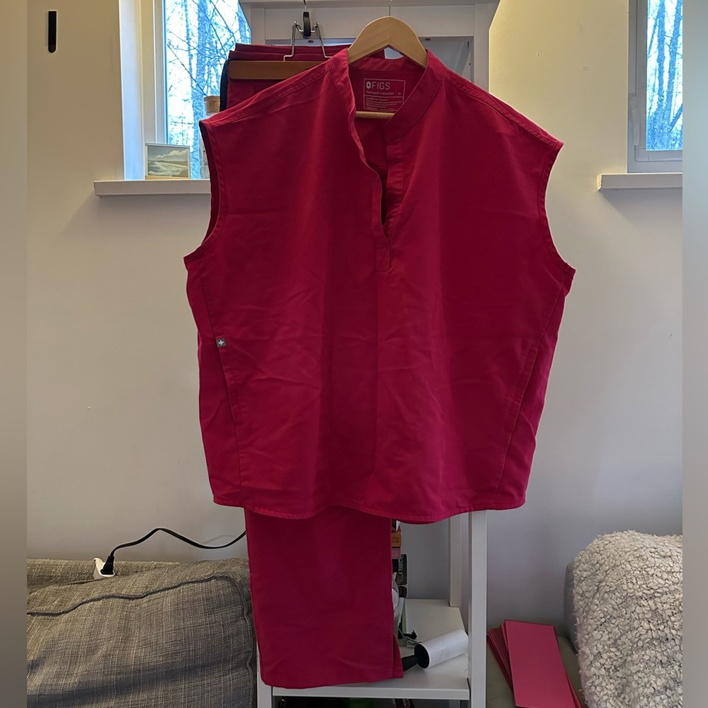 Figs scrub set - raefela top XL, kade bottoms XXL